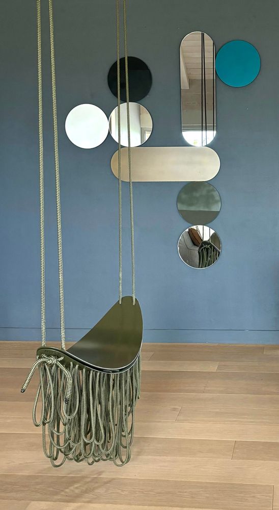Lawn chairs - NoLita - Swing Sculpture - STUDIO SOL LECCIA