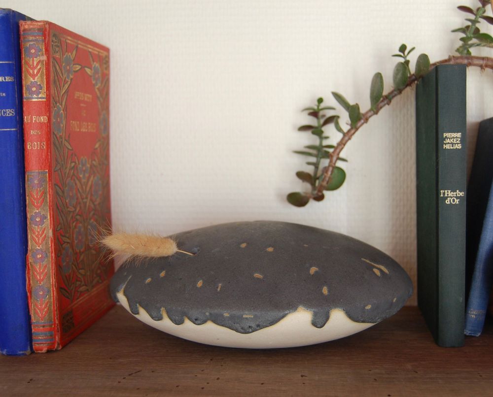 Decorative objects - Message safe - COCOON\" Lava\” - MOMENT CÉRAMIQUE