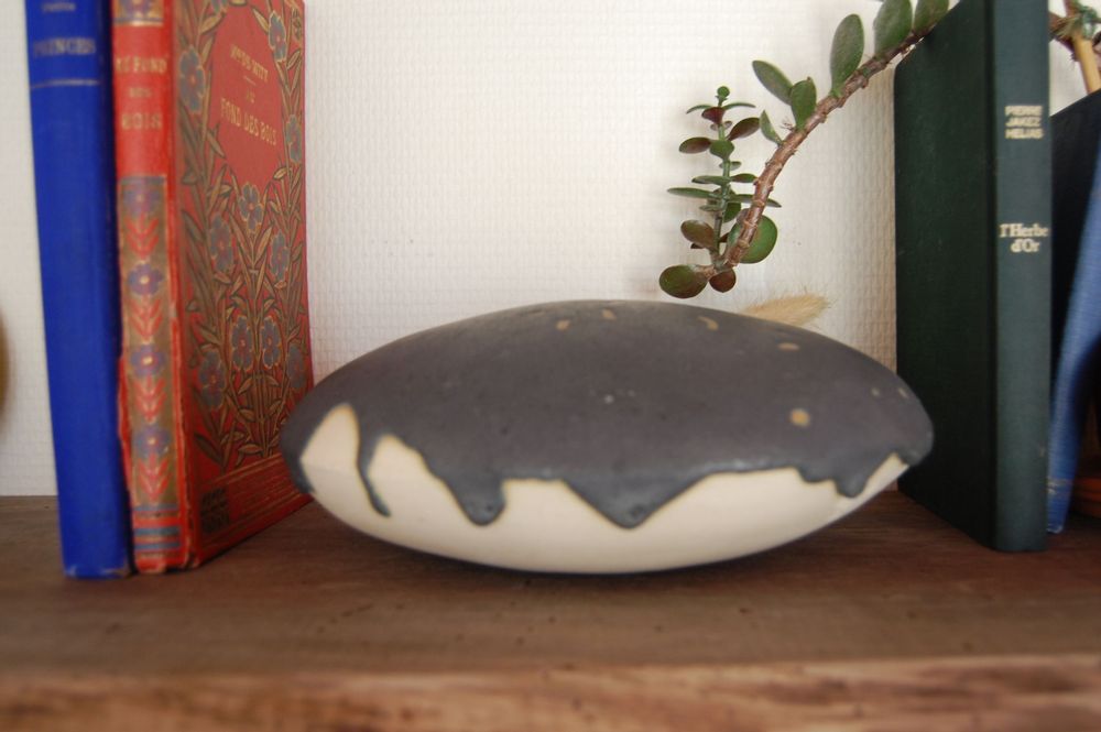 Decorative objects - Message safe - COCOON\" Lava\” - MOMENT CÉRAMIQUE