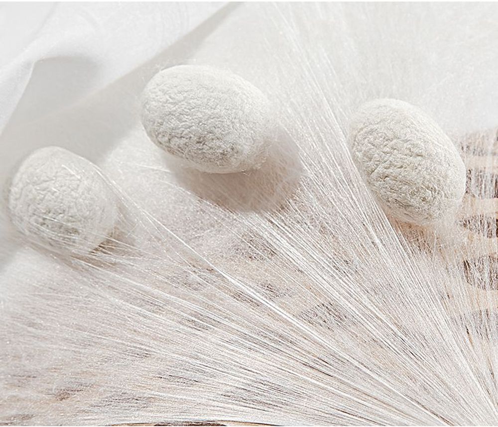 Couettes et oreillers - Couette en soie de mûrier exposée au soleil de qualité supérieure - THE ZHAI