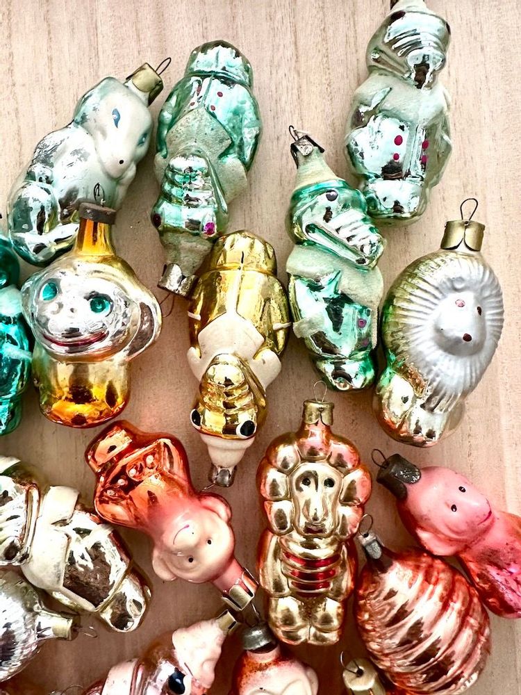 Other Christmas decorations - Traditional holiday decor from around the world - INTERNATIONAL WARDROBE