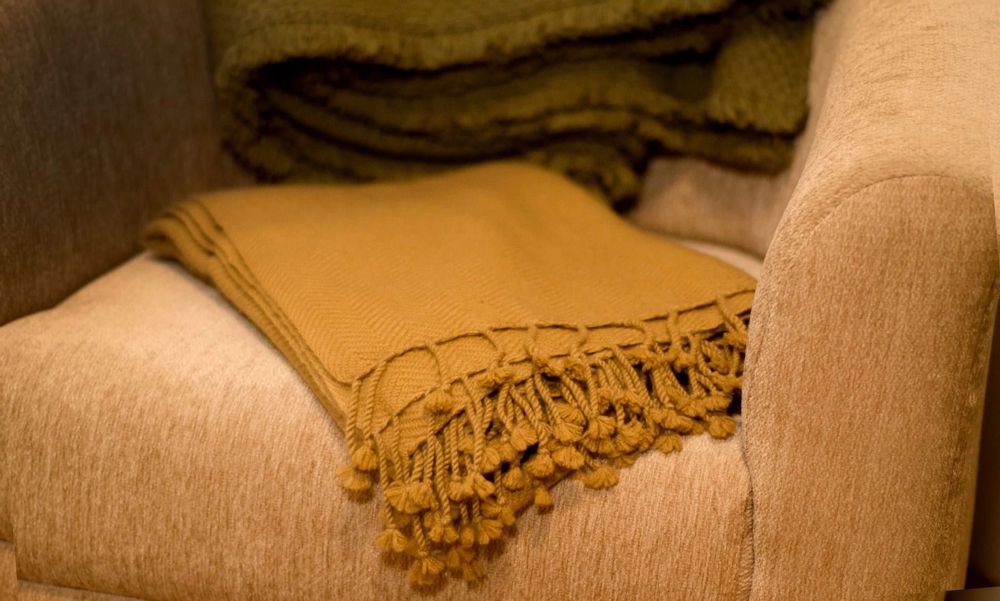 Throw blankets - 100% cashmere blanket - Mustard yellow - HIGHLAND PASHMINA