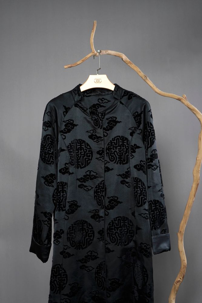 Apparel - Handmade Zhangzhou Satin Mulberry Silk Black Gown - THE ZHAI