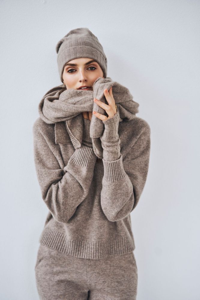 Scarves - Hannah scarf - CARE BY ME