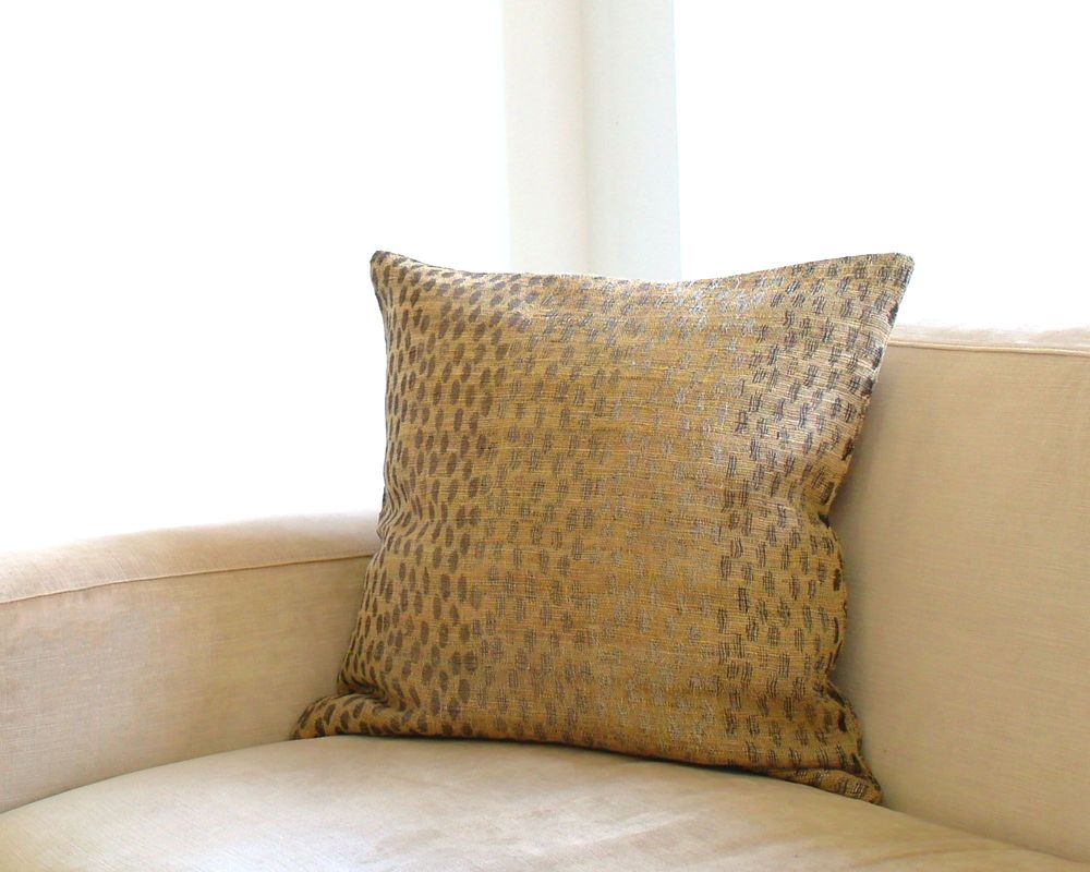 Coussins - Housse de coussin Jaguar en lin et soie - ML FABRICS
