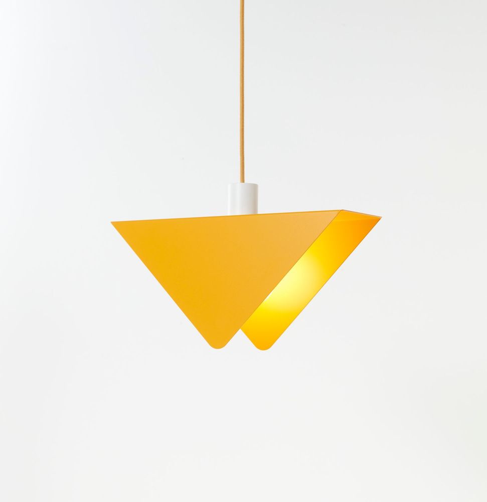 Hanging lights - Triangular suspension - ATELIER DOBRA