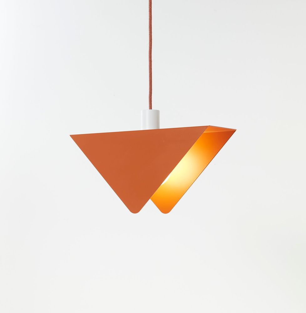 Hanging lights - Triangular suspension - ATELIER DOBRA