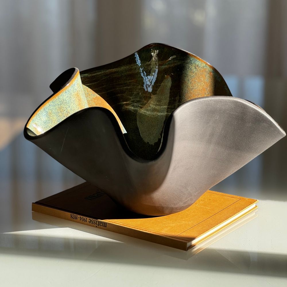 Céramique - GRANDE COUPE ONDULÉE - COLLECTION BLACK FIORE - DI VINCENZO POUJOULA