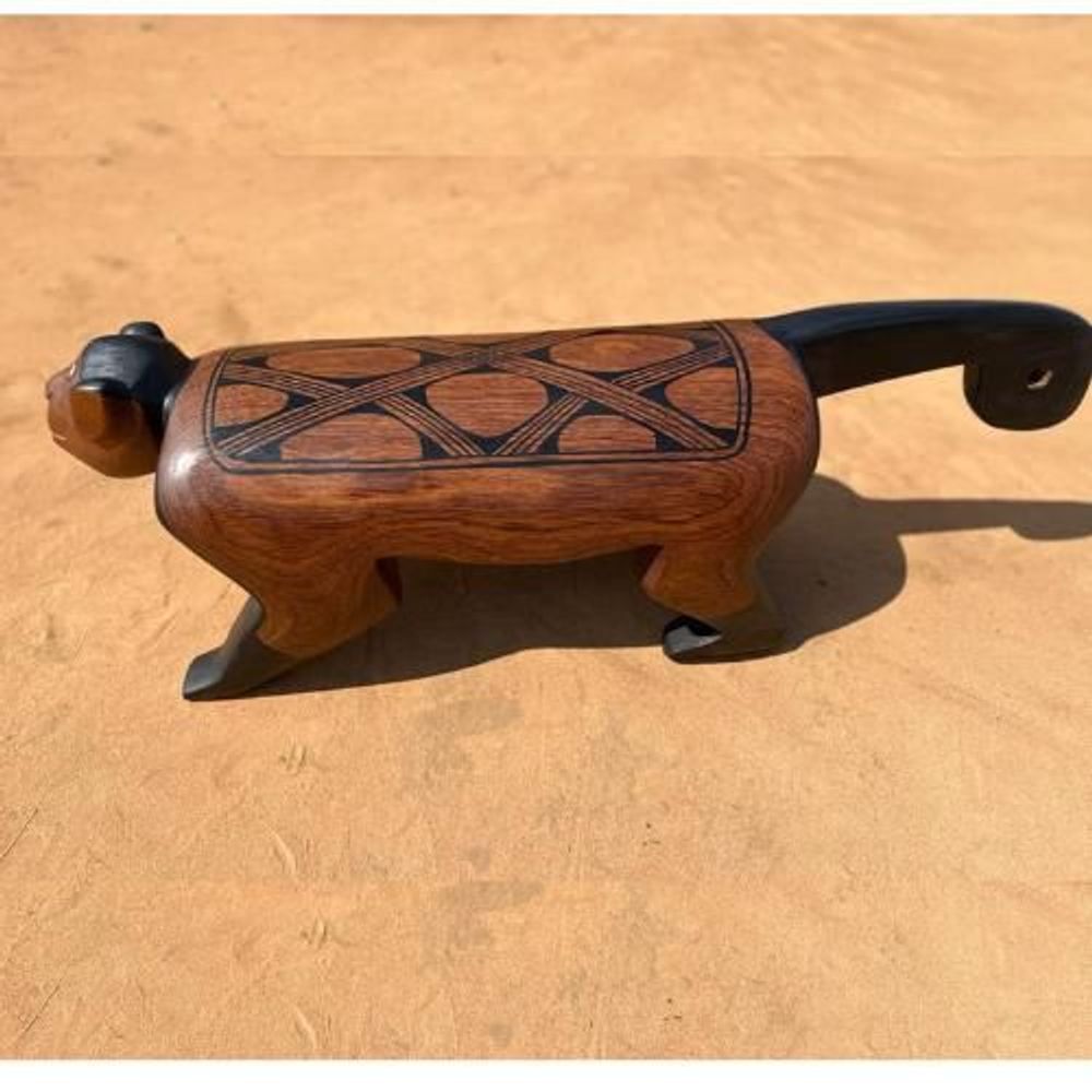 Design objects - Wooden Cerimonial Indigenous Bench - Mehinako Ethnicity - Monkey - ARUH ART & DECOR