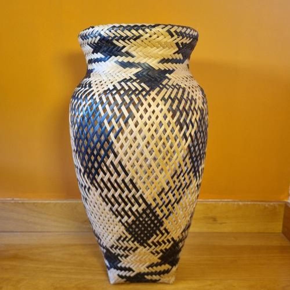 Decorative objects - Baniwa Indigenous Straw Pitcher - Amazon - 45cm high - ARUH ART & DECOR