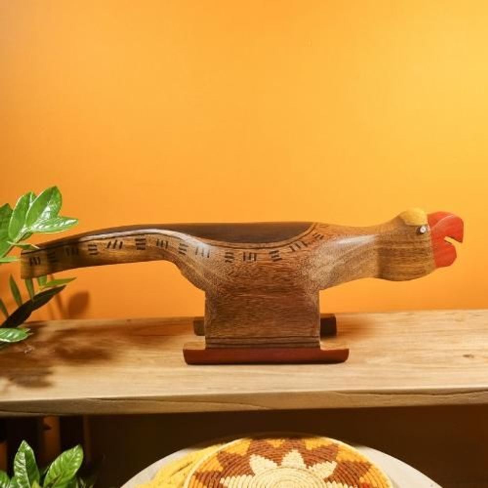 Decorative objects - Indigenous Wooden Bench Parrot - Waurá Ethnicity / Amazon - ARUH ART & DECOR