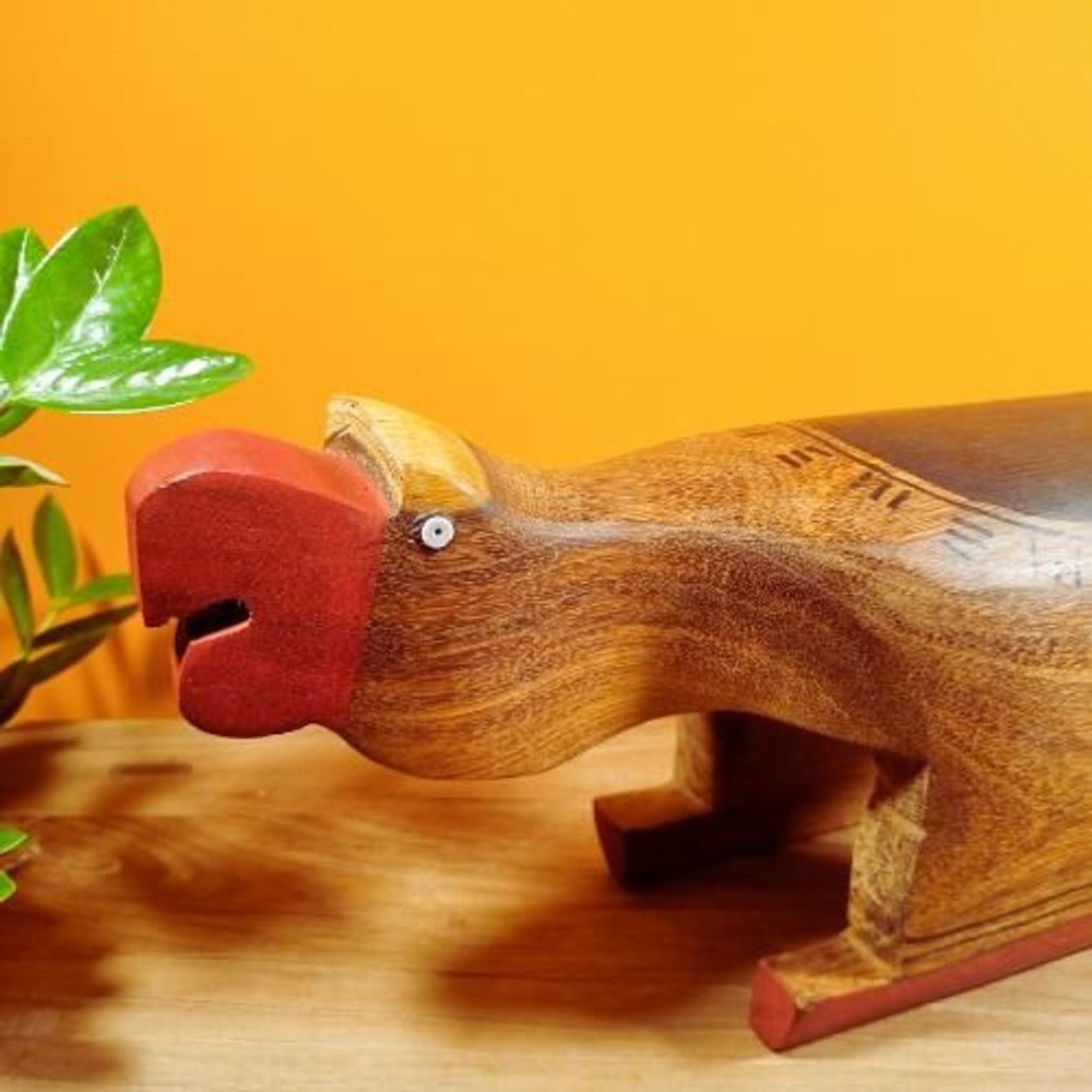Decorative objects - Indigenous Wooden Bench Parrot - Waurá Ethnicity / Amazon - ARUH ART & DECOR