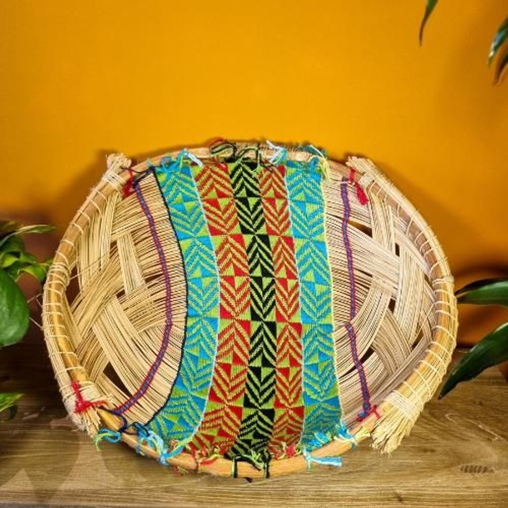 Decorative objects - Indigenous Basket "Kuño" Ethnicity Mehinako 45cm - Amazon - ARUH ART & DECOR