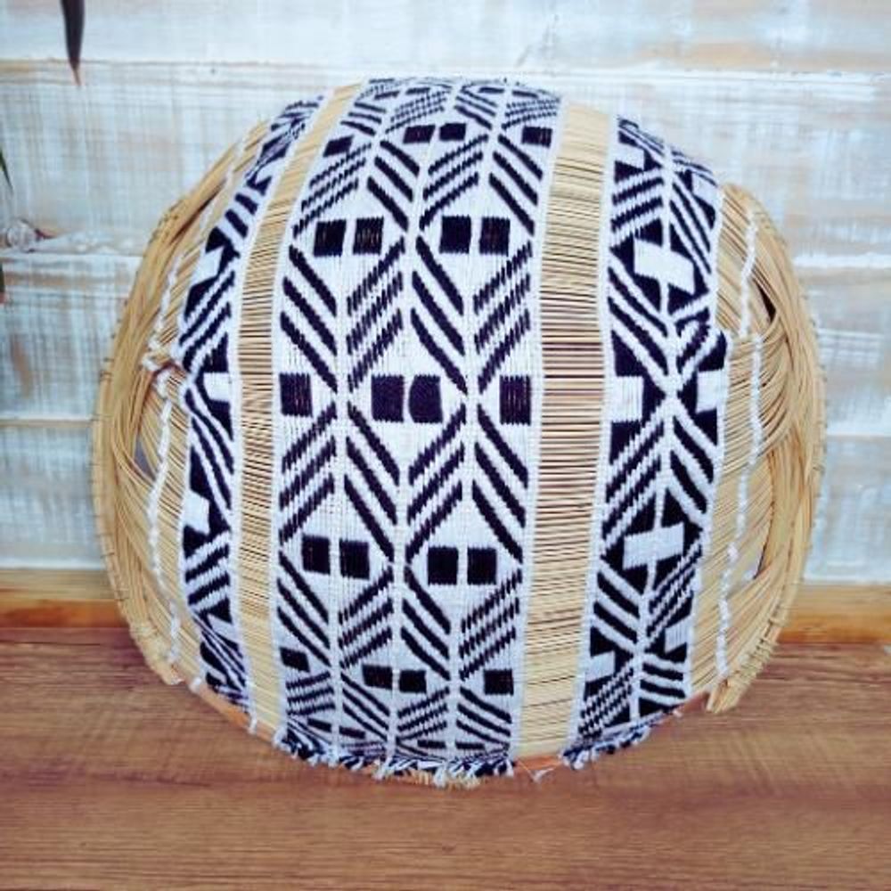 Decorative objects - Indigenous Basket "Kuño" Ethnicity Mehinako 45cm - Amazon - ARUH ART & DECOR
