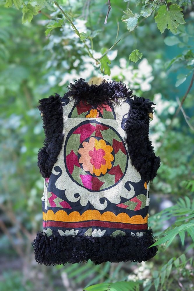Prêt-à-porter - Manteaux Suzani Postencha. - NOMAD HOME - LA MAISON DU TAPIS