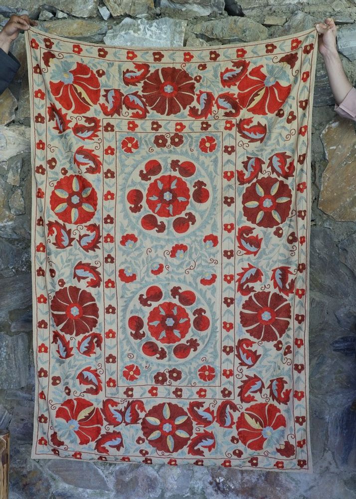 Textile and surface design - Suzani - NOMAD HOME - LA MAISON DU TAPIS