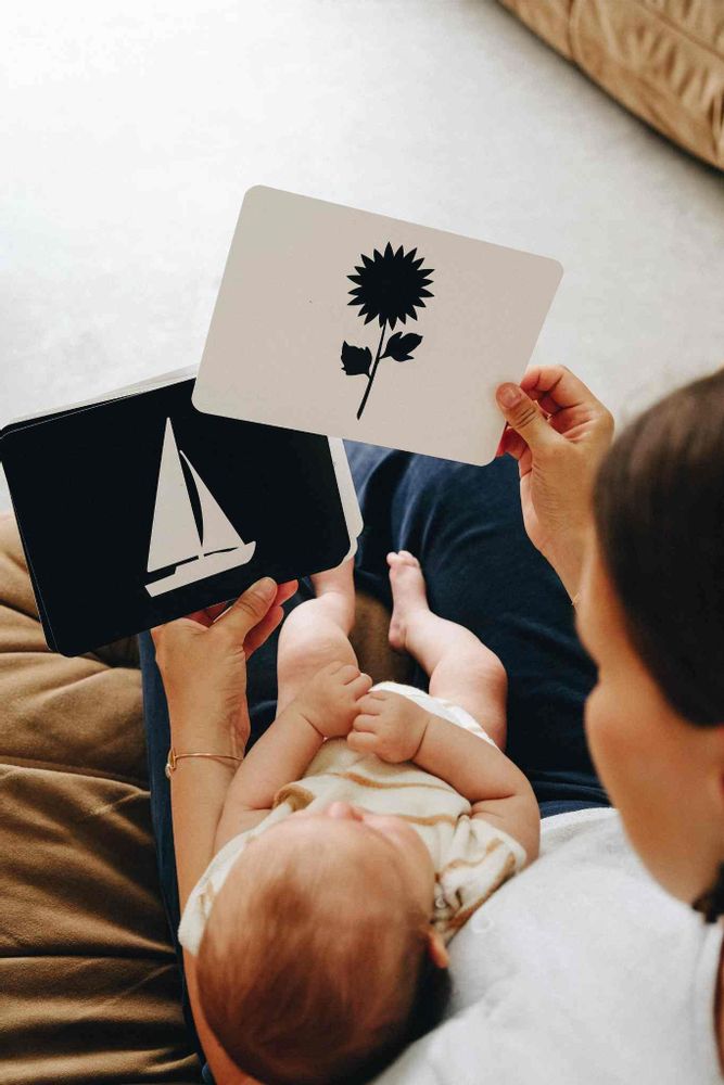 Jeux enfants - Mondy des Artistes, cartes N&B pour affiner la vue dès la naissance - OBSERVE MONTESSORI