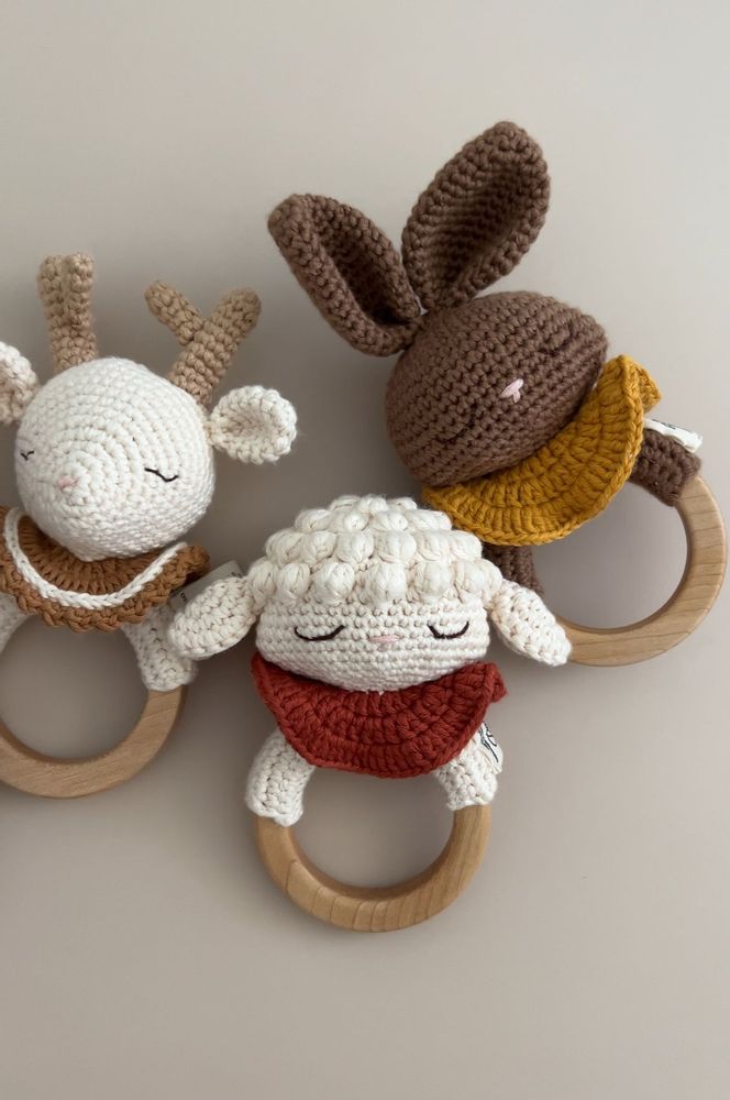 Soft toy - Robin the Reindeer Teething Ring I caramel - PATTI OSLO