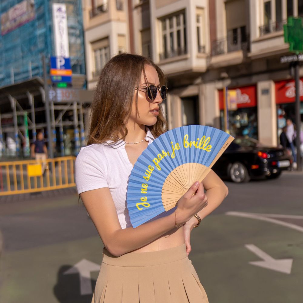 Prêt-à-porter - VENTILATEURS À MAIN - FISURA