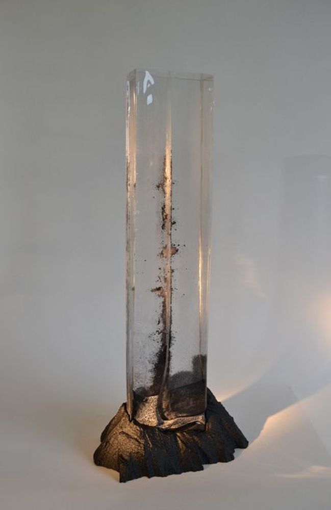 Pièces uniques - "Du Chaos à la Lumière"   Sculpture Verre optique et base Cristal - JEAN-FRANÇOIS LEMAIRE