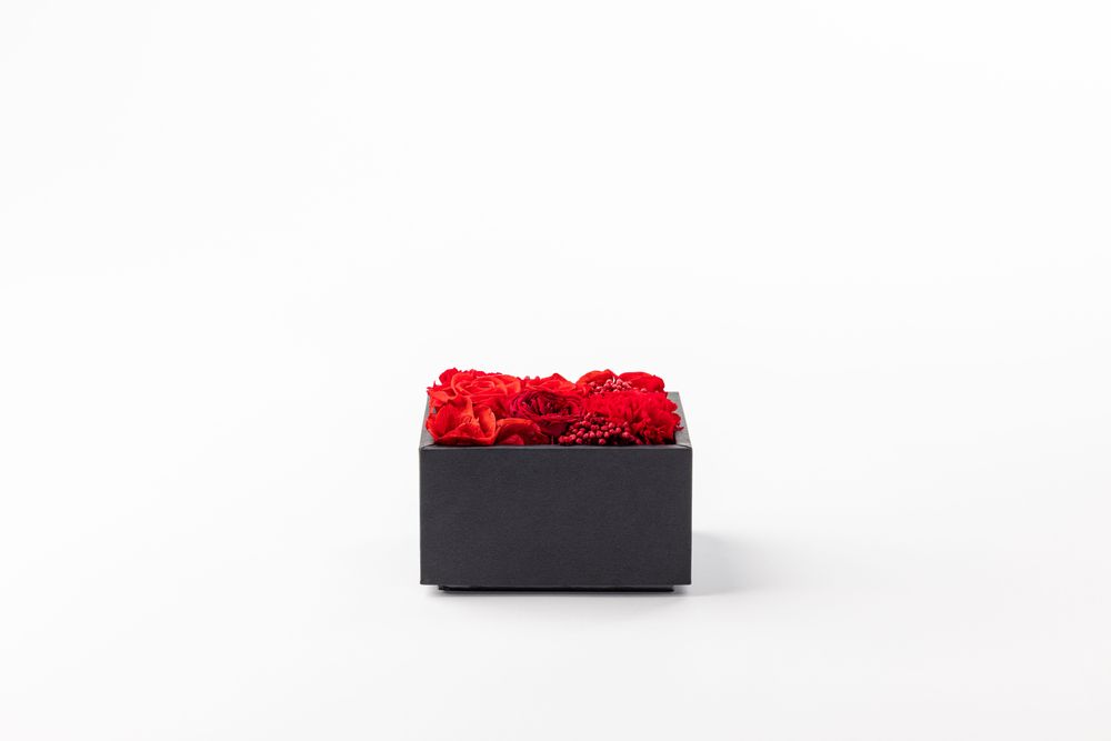 Cadeaux - Coffret de fleurs stabilisées - Boite carrée size M - BENOIT SAINT AMAND