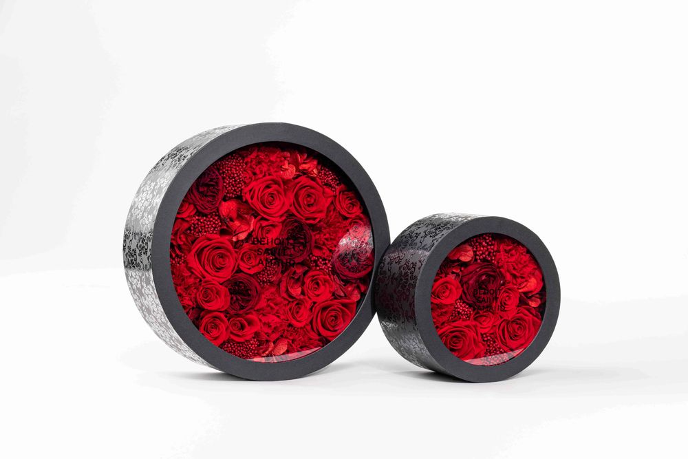 Objets de décoration - Coffret de fleurs stabilisées - Rond Size L - Boite noire - BENOIT SAINT AMAND