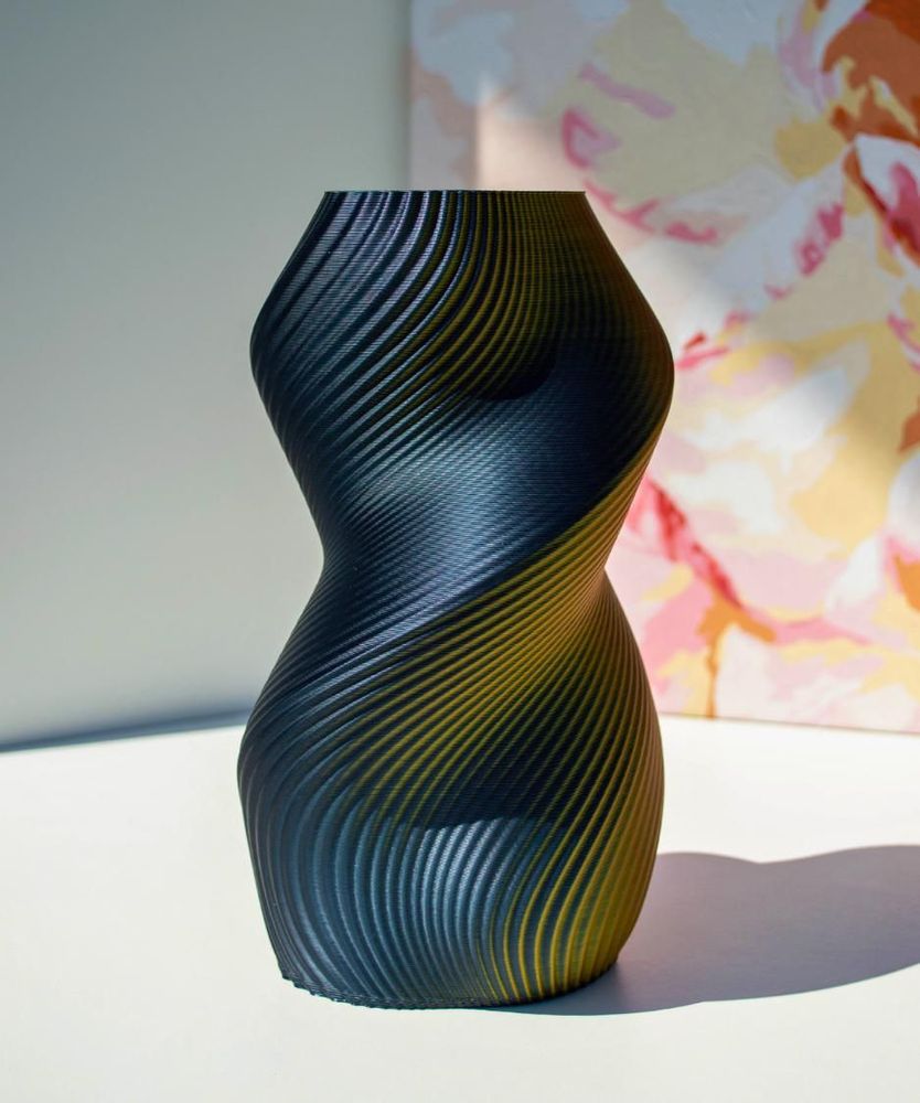 Aménagements pour bureau - VASE « SILUET » | MULTICOLORE | OR ET NOIR - AURA 3D