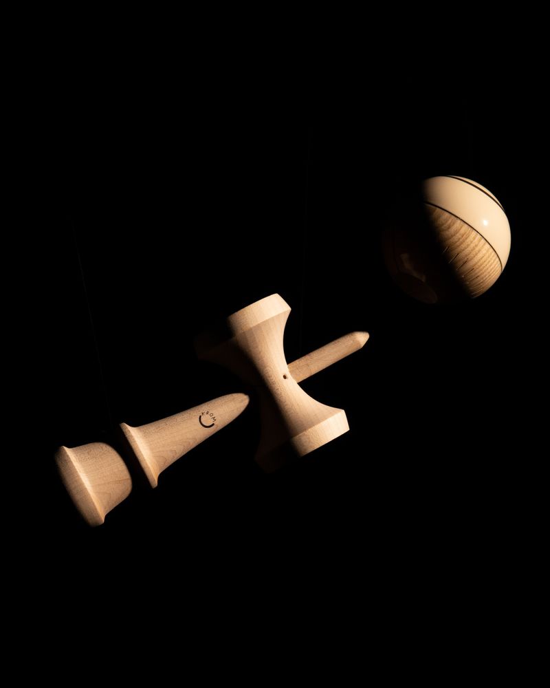 Gifts - GAS KENDAMA - KROM KENDAMA