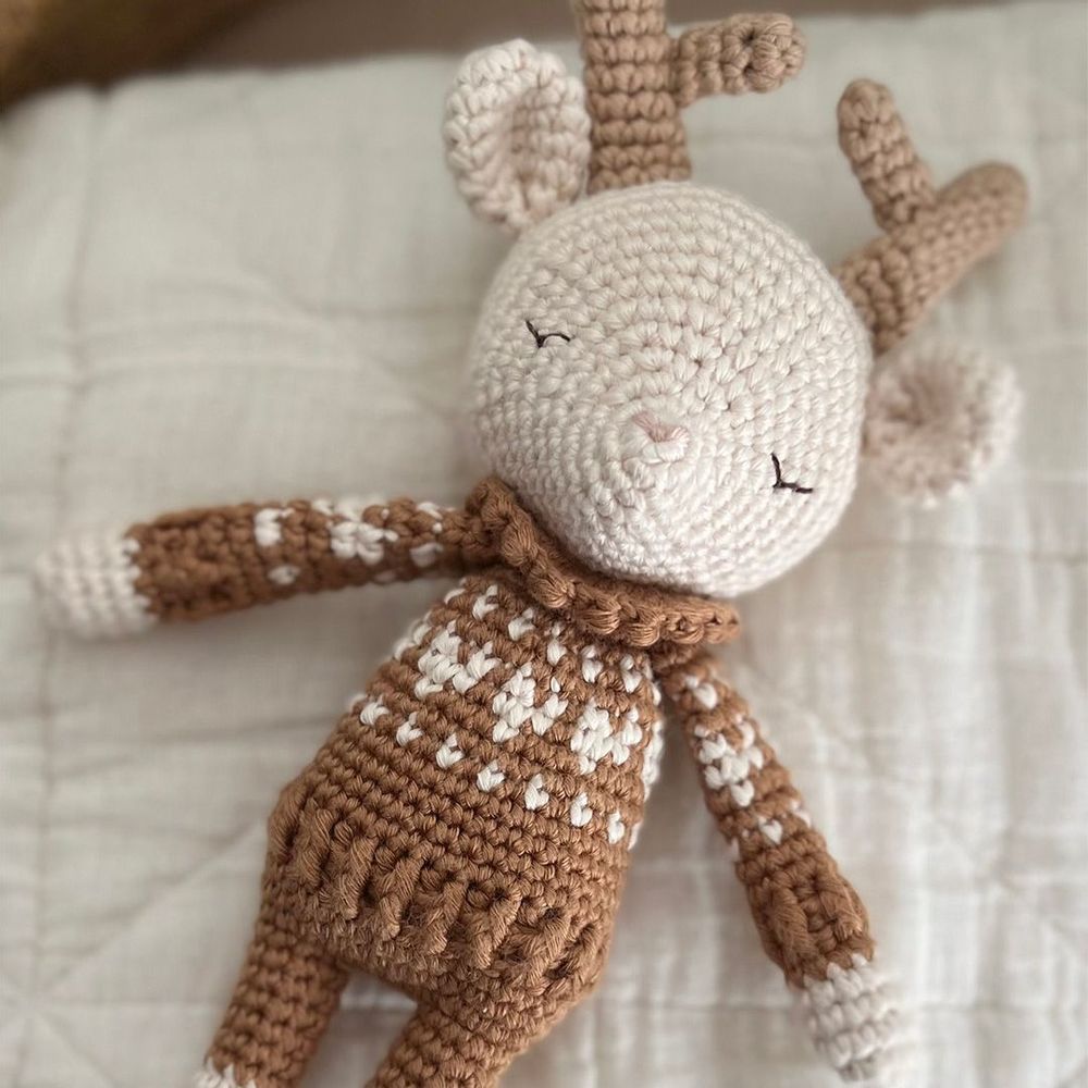 Peluches - Robin Reindeer I hearts sweater caramel - PATTI OSLO