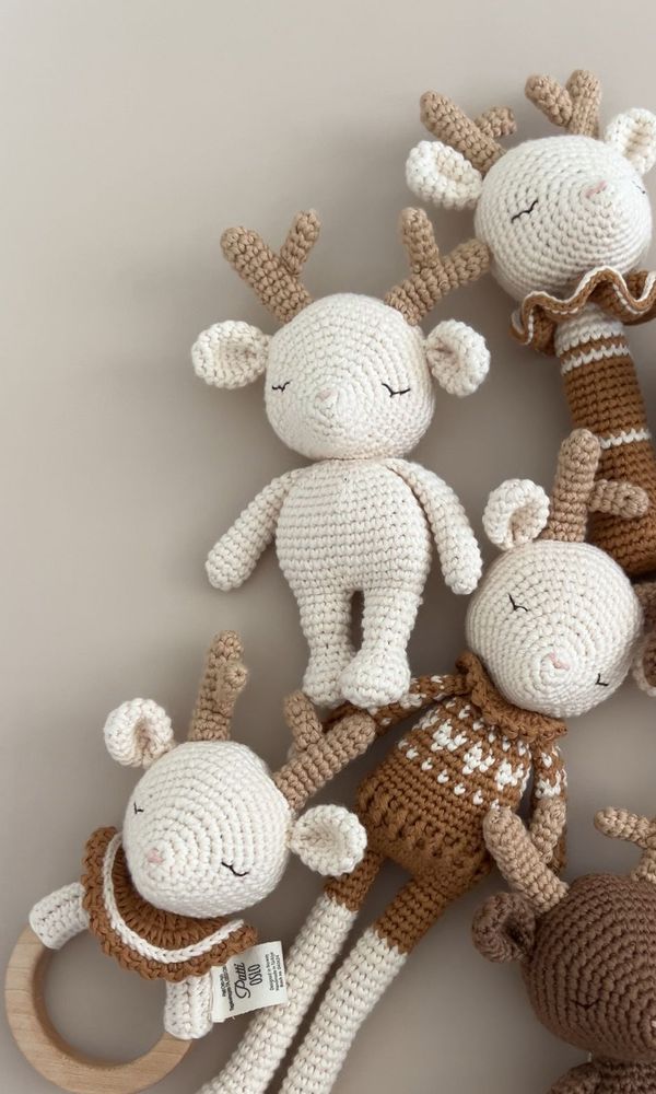 Peluches - Robin Reindeer I hearts sweater caramel - PATTI OSLO