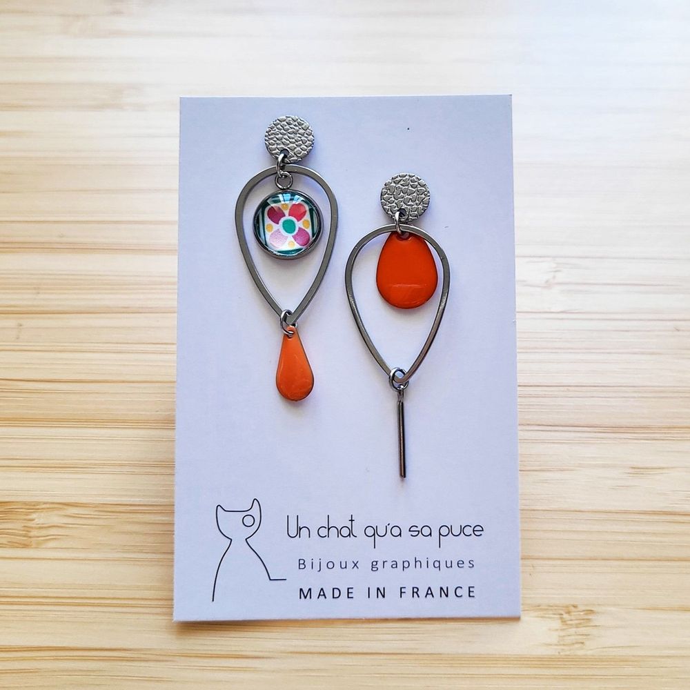 Jewelry - Women's Stainless Steel Collection Earrings - UN CHAT QU'A SA PUCE
