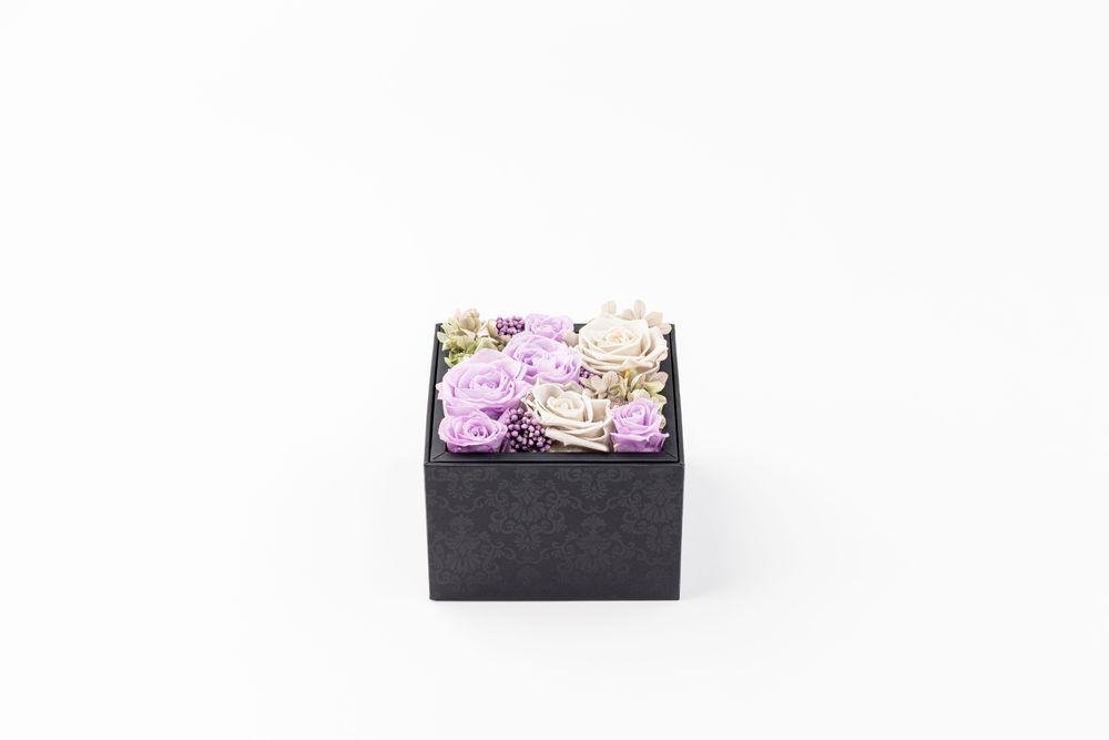 Coffrets et boîtes - Coffret de fleurs préservées - Carré Size M - BENOIT SAINT AMAND