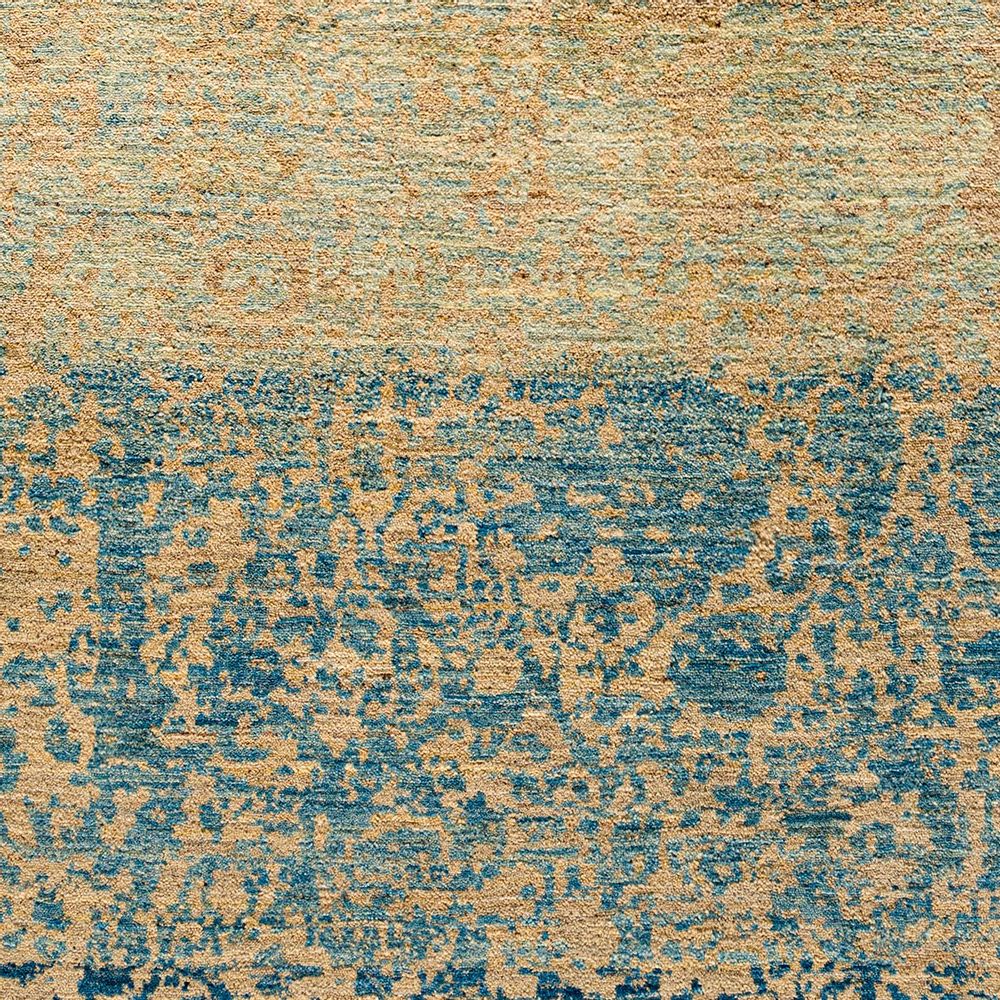 Tapis design - Abrashed Floral Cartouches, Hues of Warm Beige & Pastel Blues - ZOLLANVARI INTERNATIONAL
