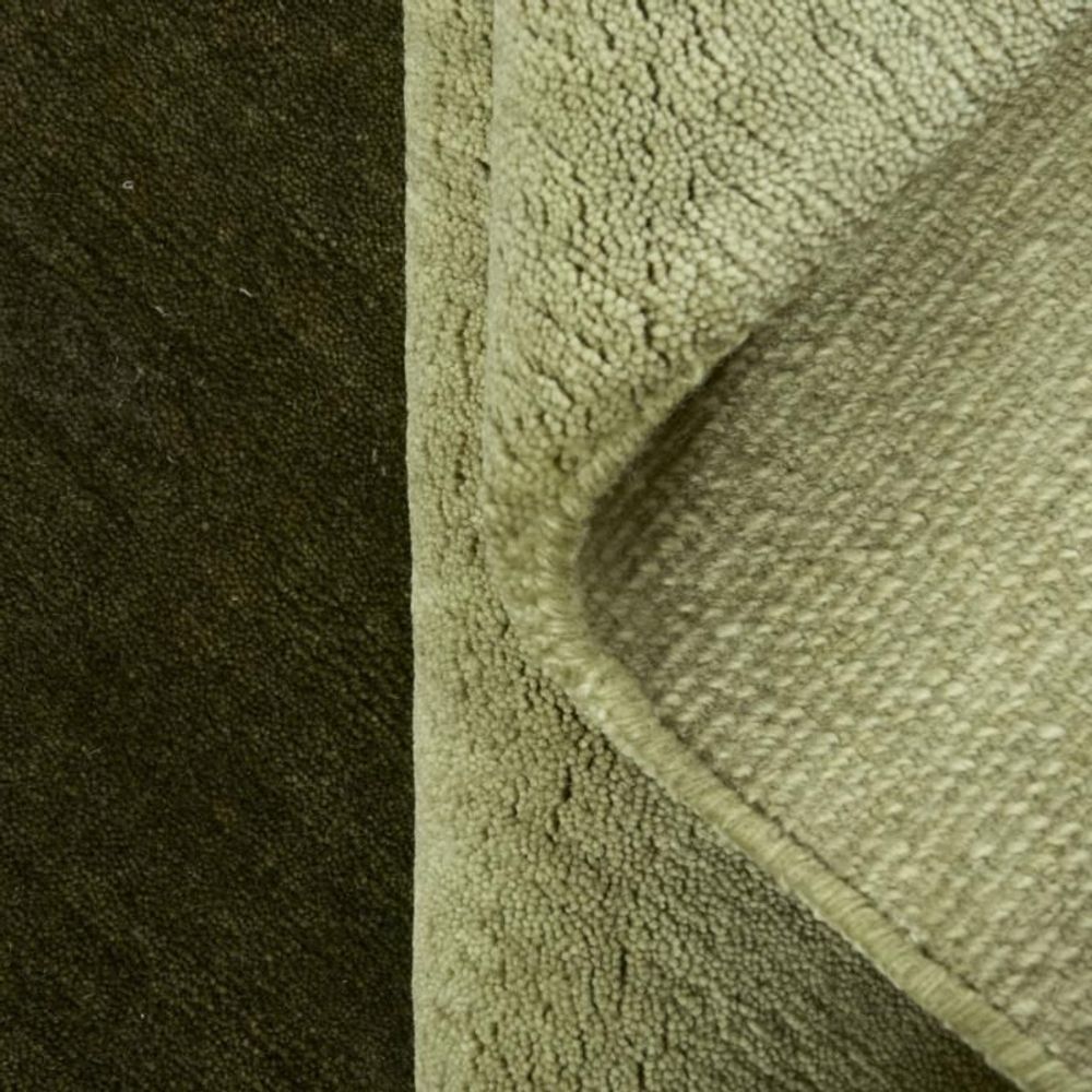 Tapis design - Tapis New Age - Runway, vert - REZAS RUGS