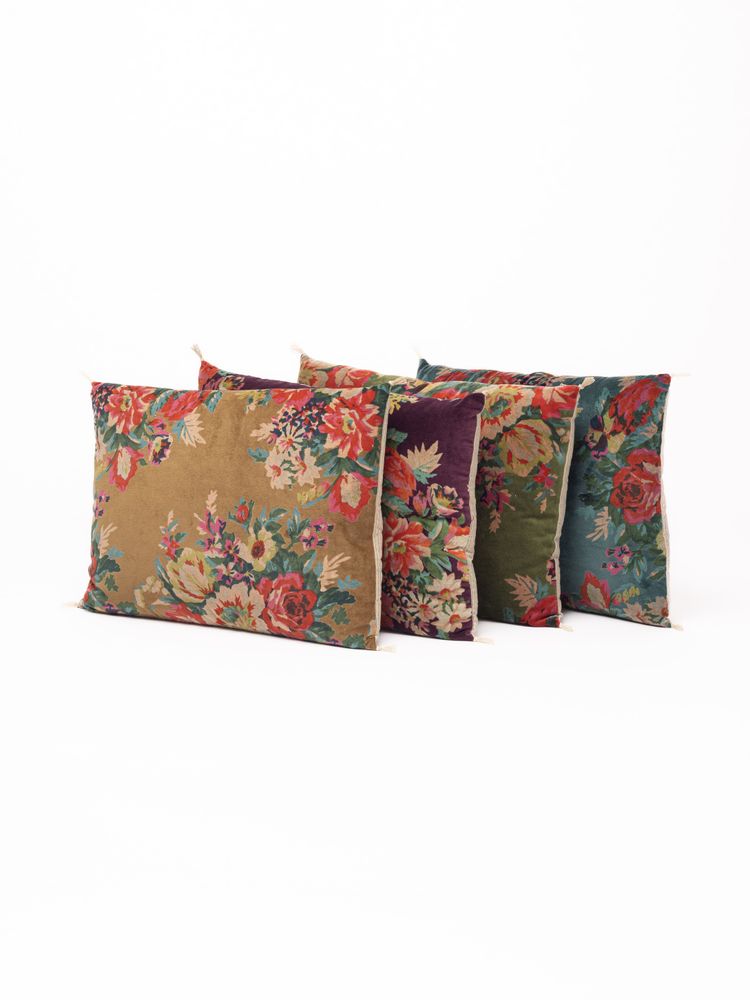 Throw blankets - Bouquet Collection - GOYAAL LIVING