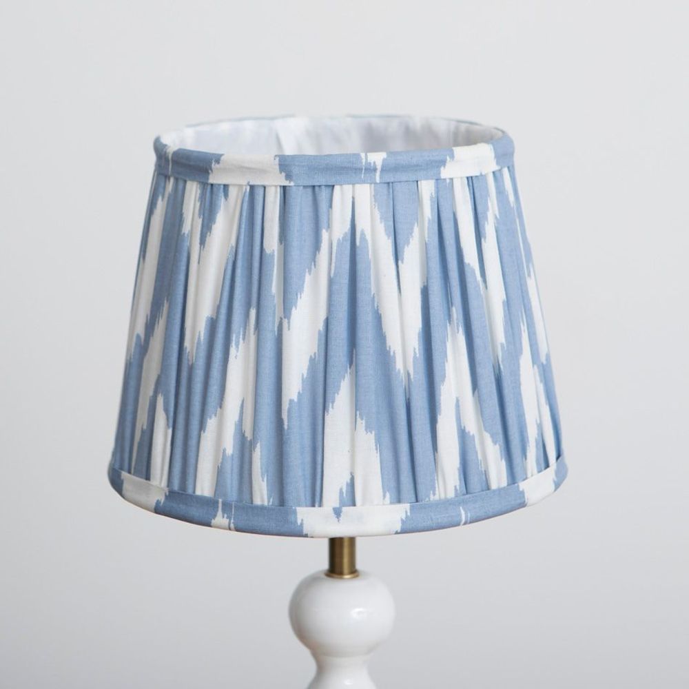 Lampes de table - Abat-jour plissés Ikat - MAHE HOMEWARE