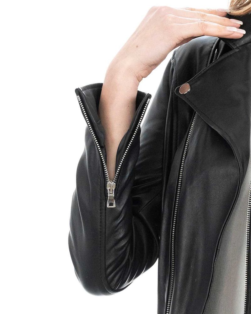 Apparel - Julia Chiodo women with belt in genuine black leather - DOPPIA PELLE