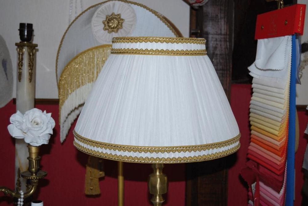 Objets de décoration - Abat-jour Cône à bandeaux en soie plissé froncé - BELLE EPOQUE