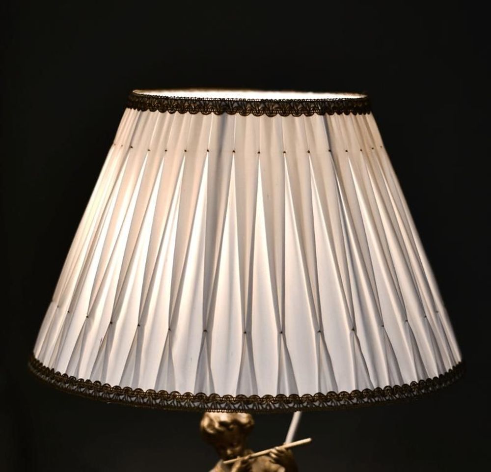 Decorative objects - Ivory and gold smocked empire pleated lampshade - BELLE EPOQUE