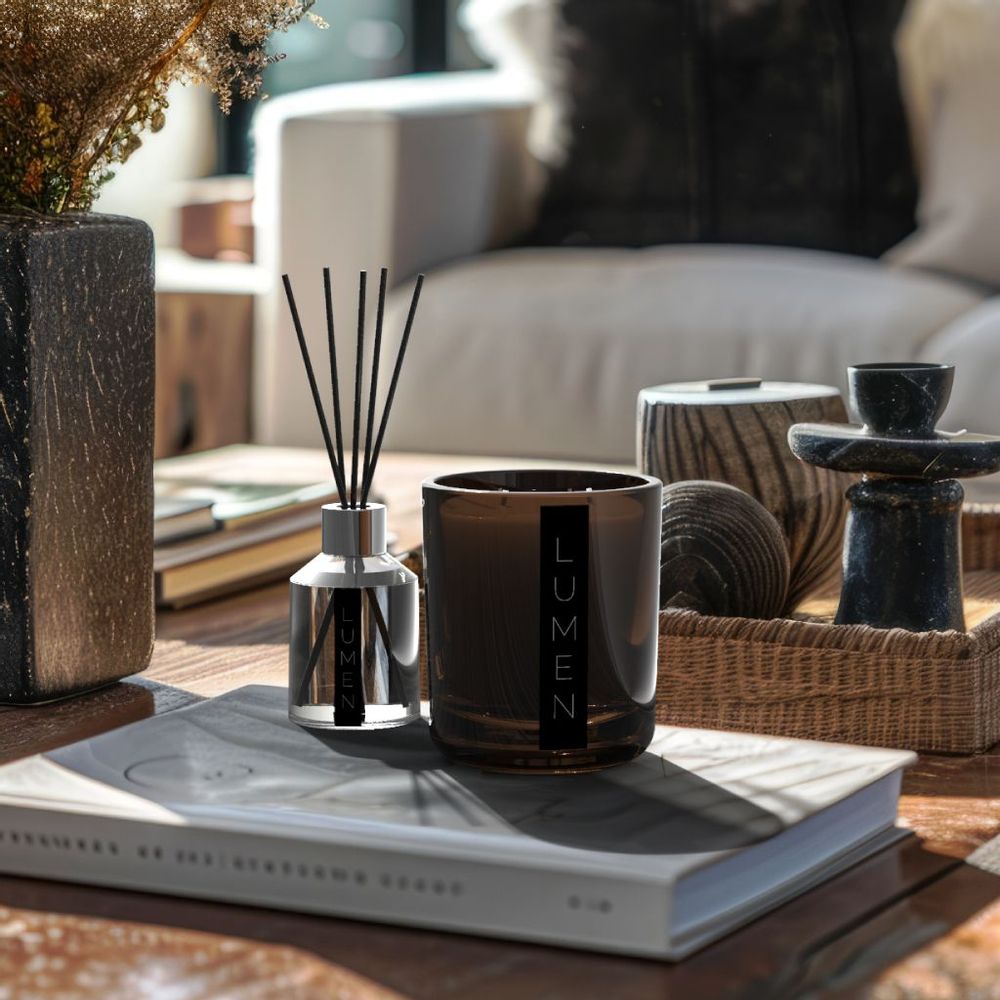 Decorative objects - Wood fire two-wick scented candle - LUMEN • MAISON DE PARFUMS D'INTÉRIEUR