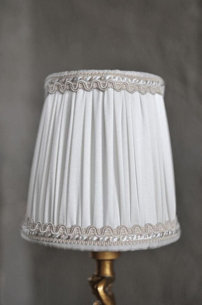 Objets de décoration - Abat-jour blanc pince flamme en soie froncée pour lustre, applique.. - BELLE EPOQUE