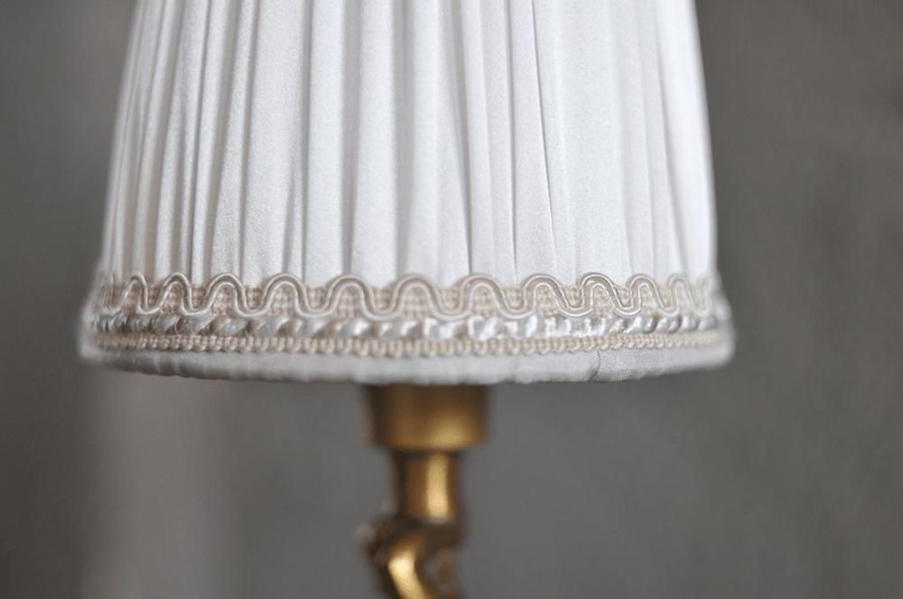 Objets de décoration - Abat-jour blanc pince flamme en soie froncée pour lustre, applique.. - BELLE EPOQUE