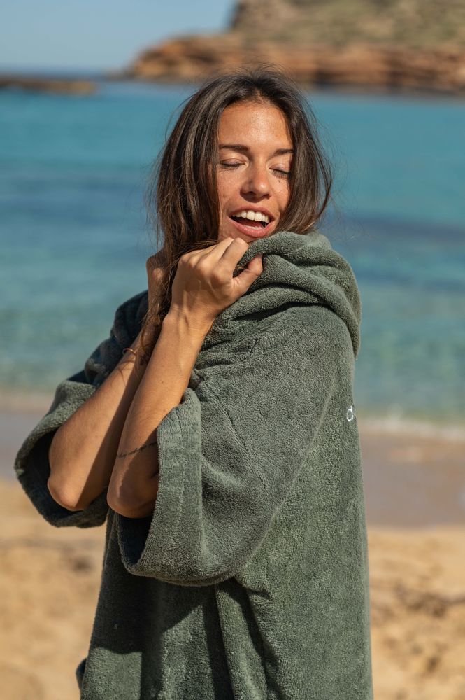 Homewear - Personalized bath ponchos in 100% certified organic cotton terrycloth - ATELIER DUNE