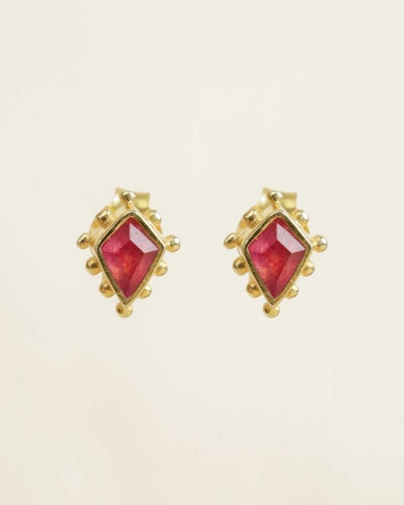 Jewelry - Earring stud Guarani ruby 3x4mm kite g.pl - MUJA JUMA