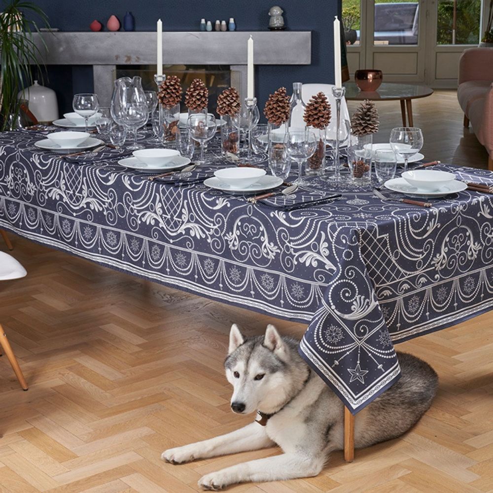 Table linen - Precious tablecloth - BEAUVILLÉ