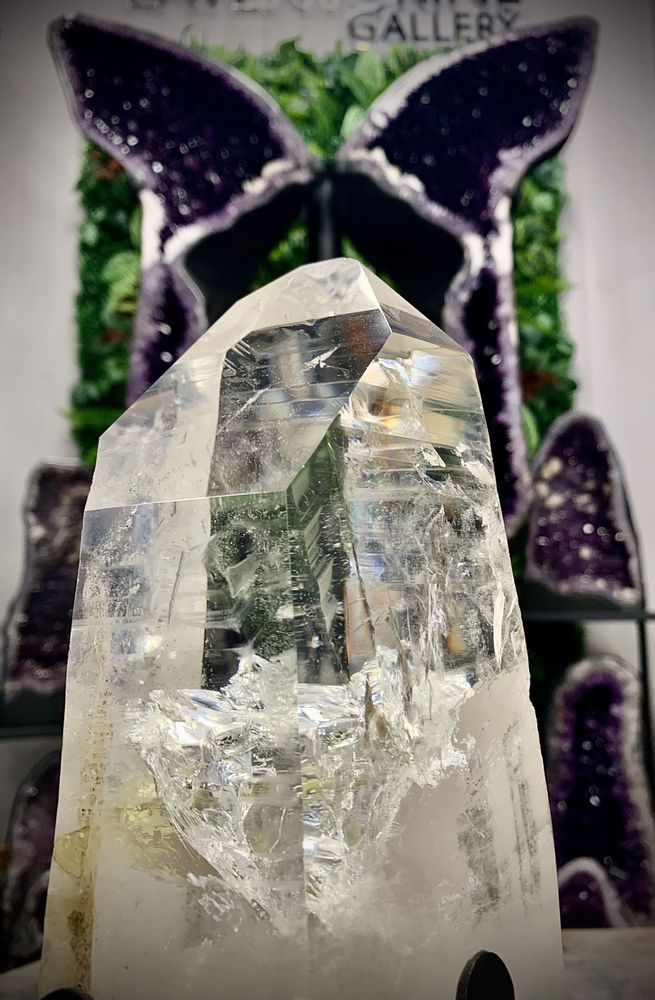 Design objects - The crystal point: sculpture, art object, deco & handmade design - LAVENTURINE GALLERY