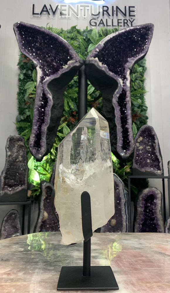 Design objects - The crystal point: sculpture, art object, deco & handmade design - LAVENTURINE GALLERY