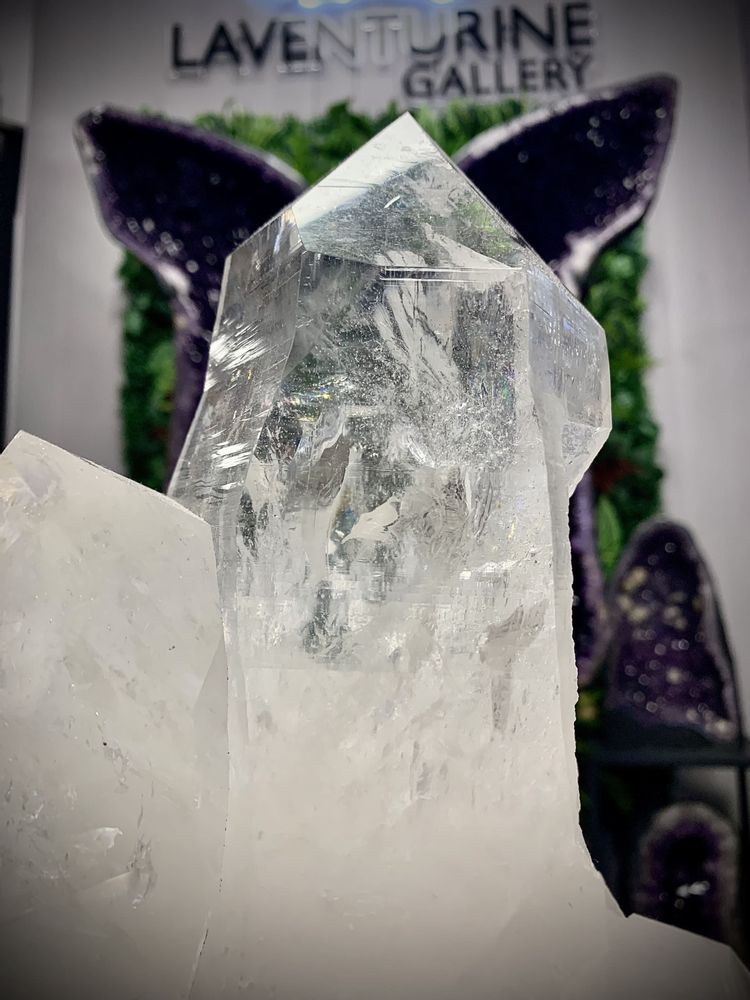 Design objects - The Crystal Point XL: Design object, art sculpture, decorative object - LAVENTURINE GALLERY