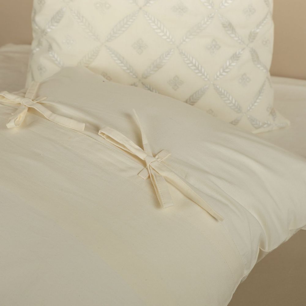 Cushions - Embroidered cotton cushion cover Ivory Whisper - NINÉH