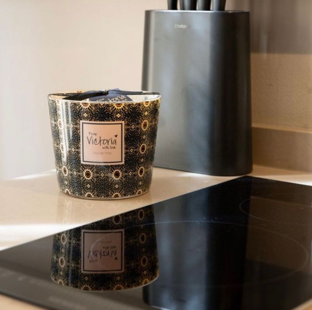Bougies - Bougie VICTORIA BOUCHE GREY - VICTORIA WITH LOVE COLLECTION